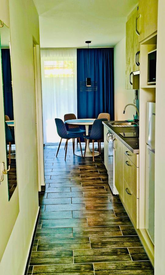 Lilac Apartman Balatonlelle Exterior photo
